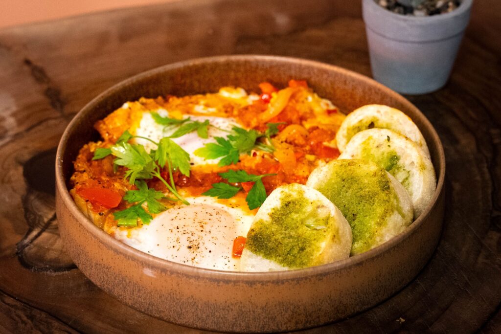Turkey-Sausage-and-Egg-Breakfast-Bowls